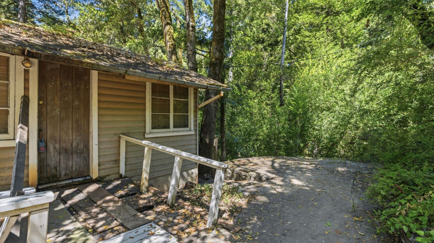 17925 Highway 9