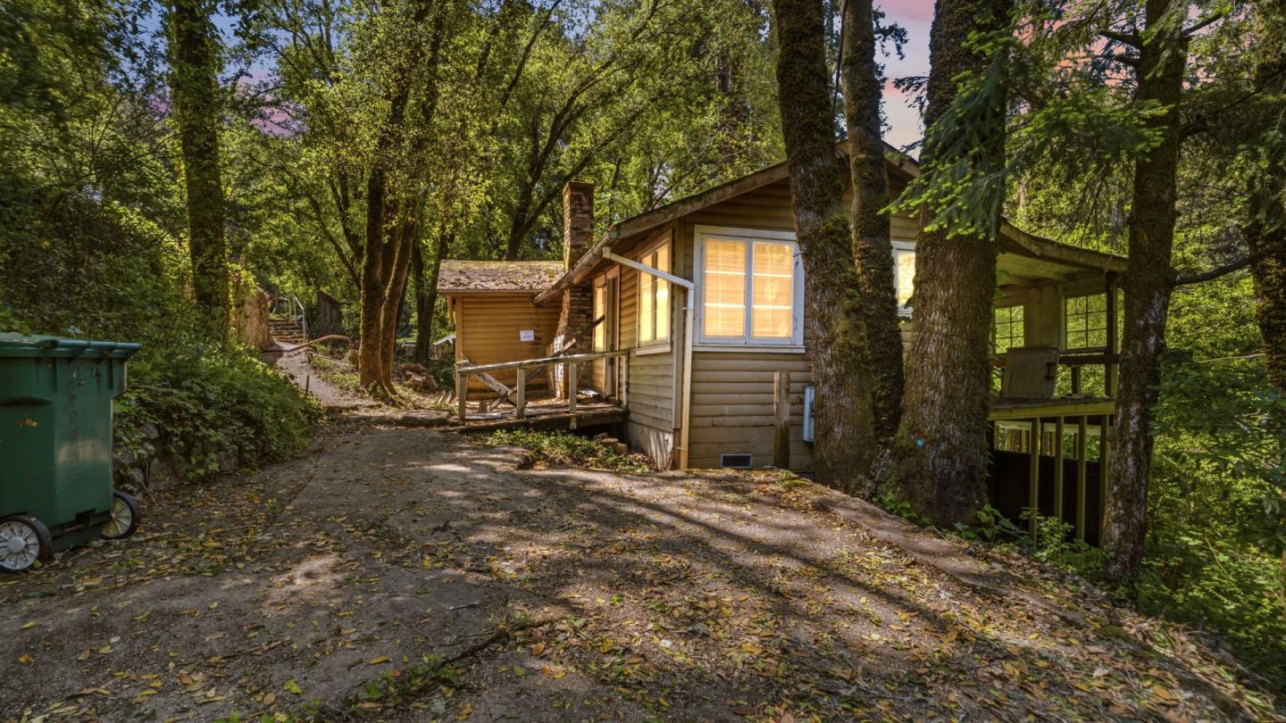 17925 Highway 9
