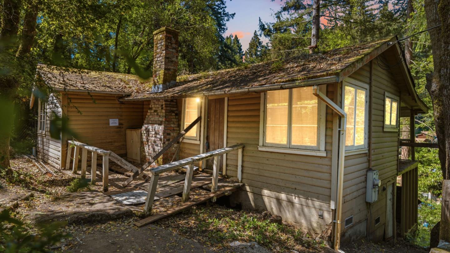 17925 Highway 9