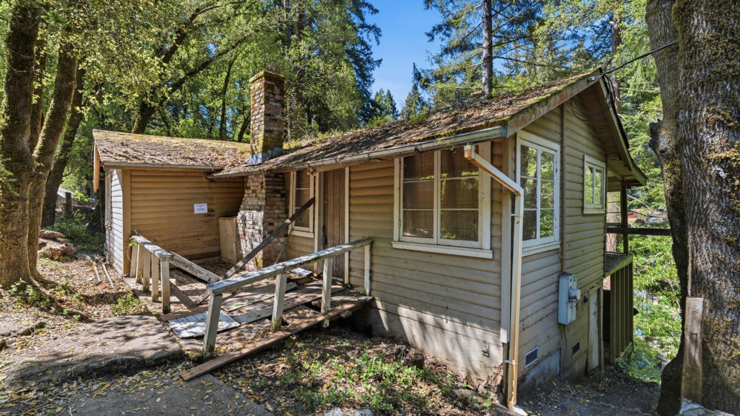 17925 Highway 9