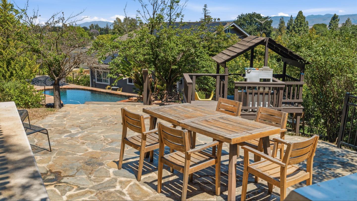 732 Colleen Drive
