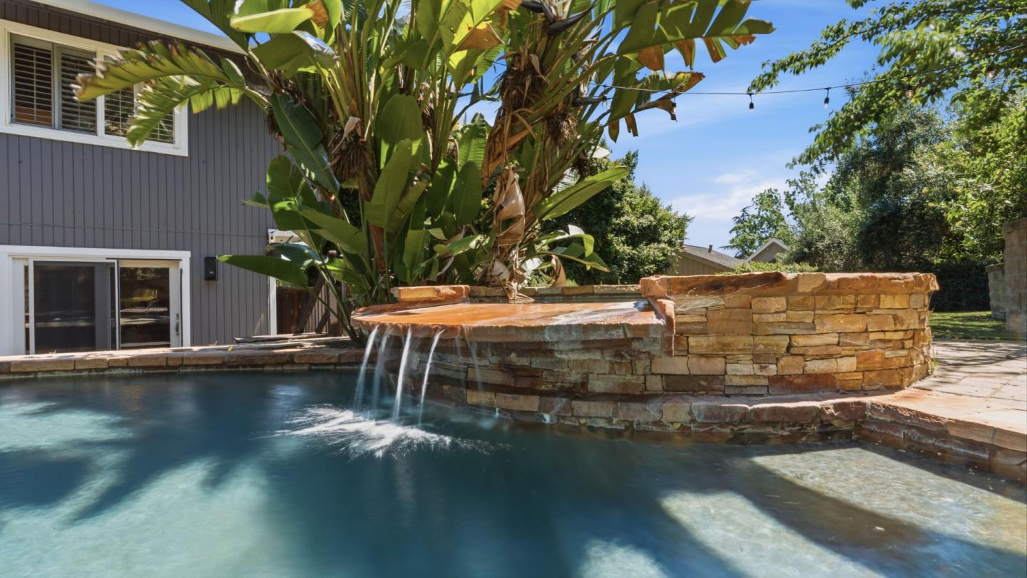 732 Colleen Drive