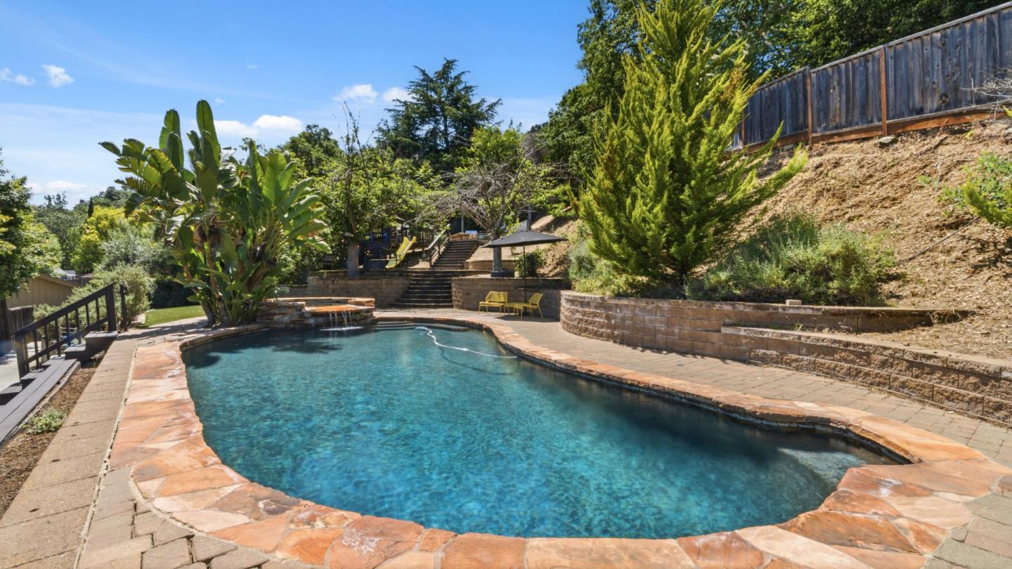 732 Colleen Drive