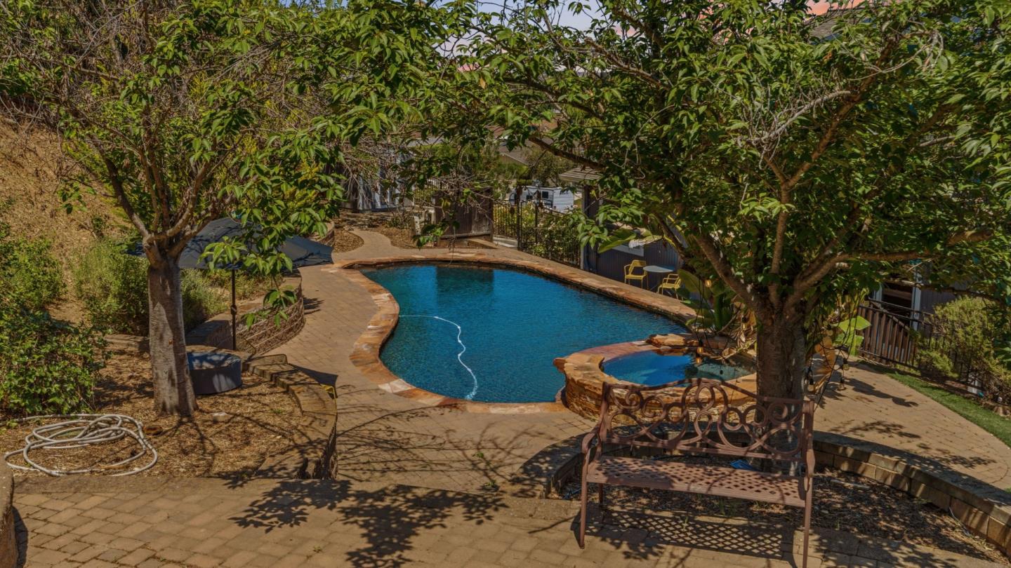 732 Colleen Drive
