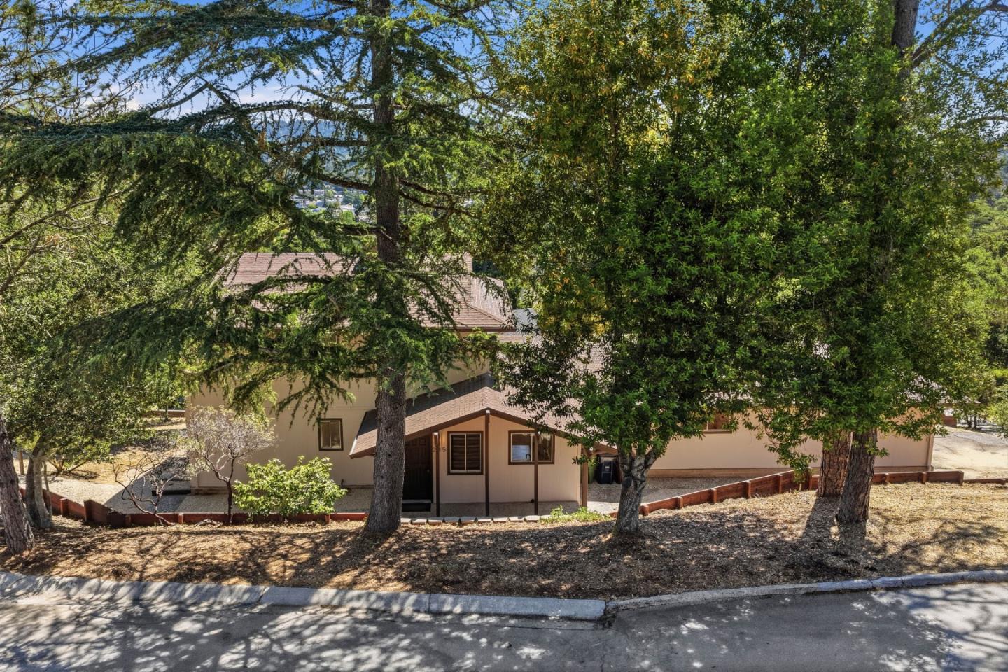 285 Twin Pines Drive