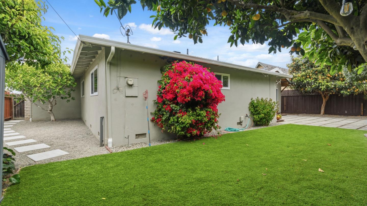 739 Bellarmine Drive