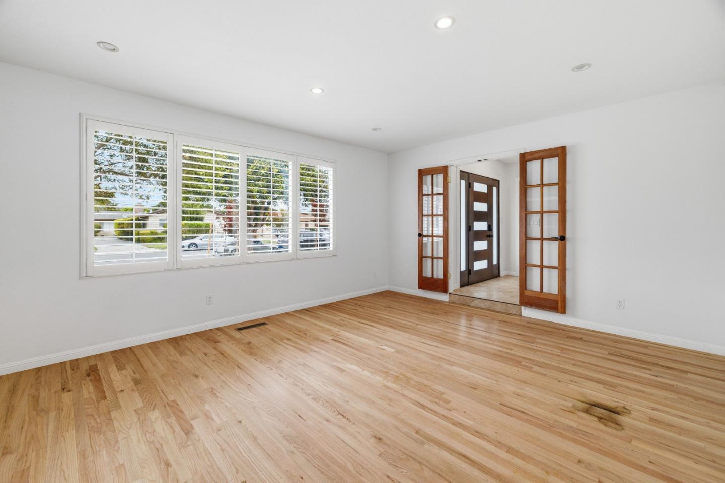 739 Bellarmine Drive