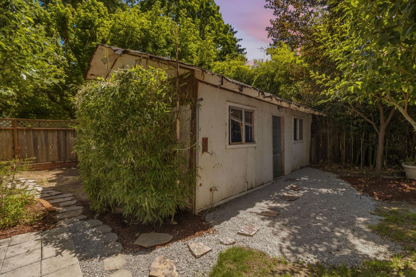 185 Sylvan Way