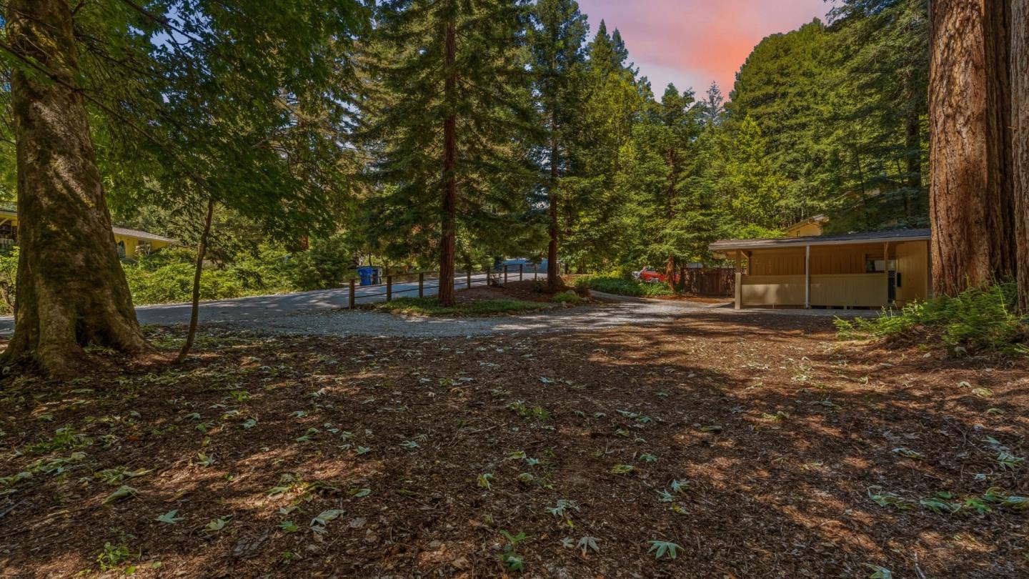 15740 Forest Hill Drive