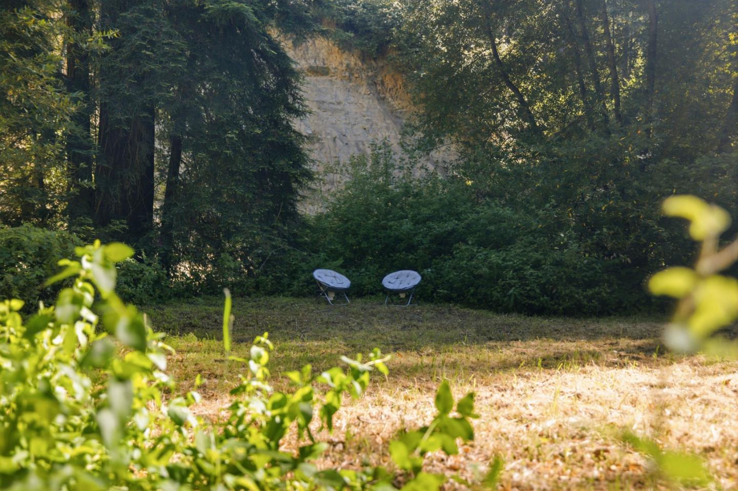 15740 Forest Hill Drive