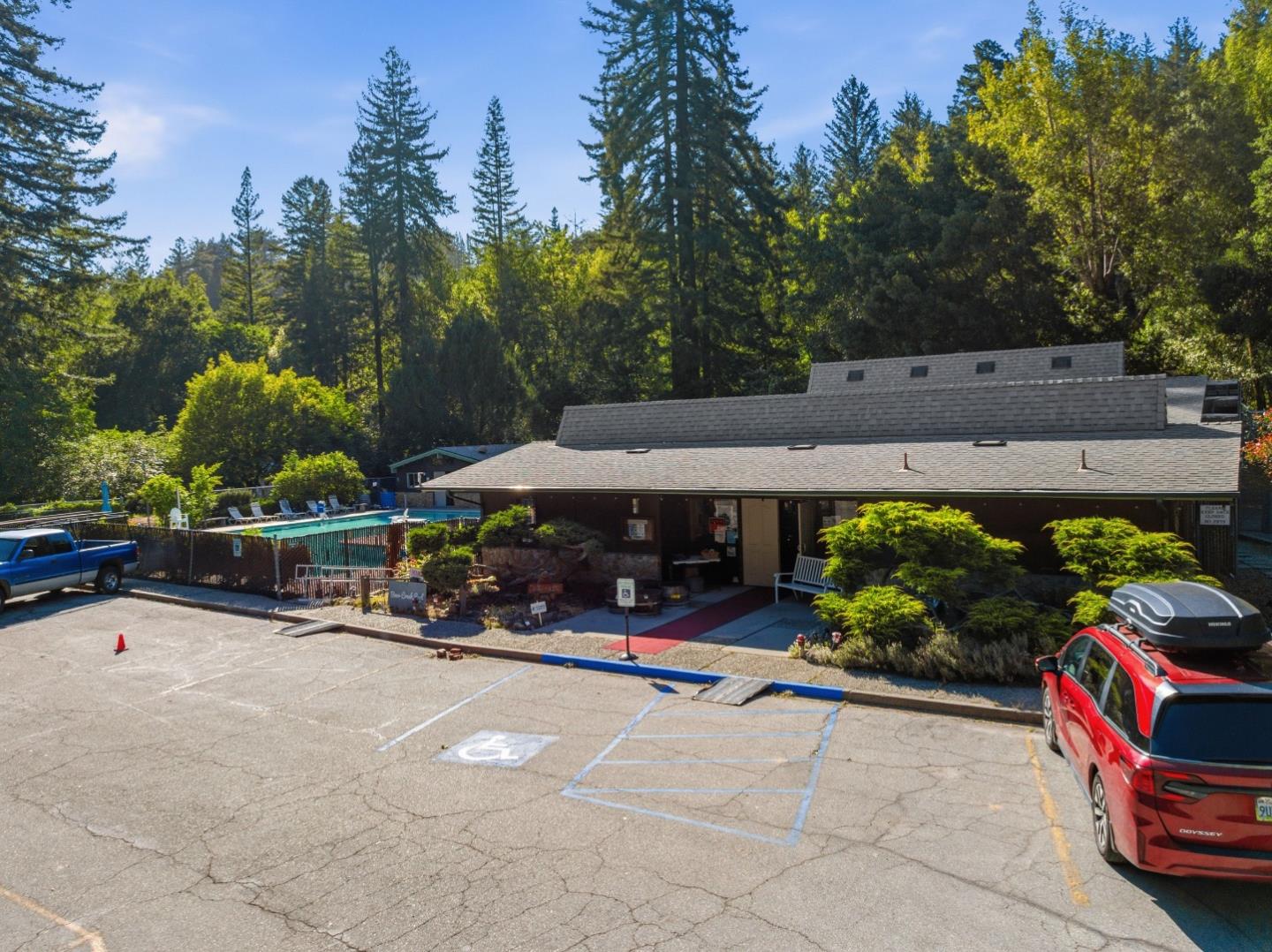 15740 Forest Hill Drive