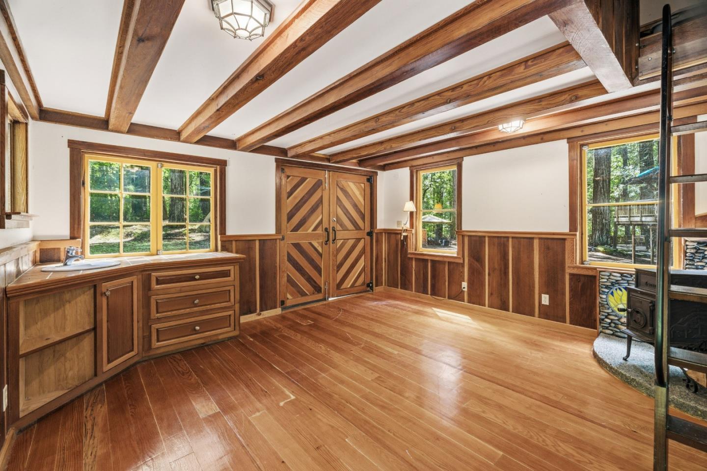 41 Back Road