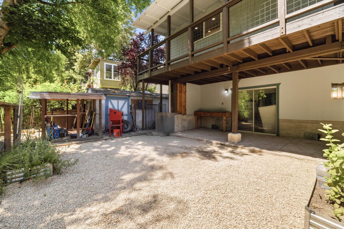 338 River Road