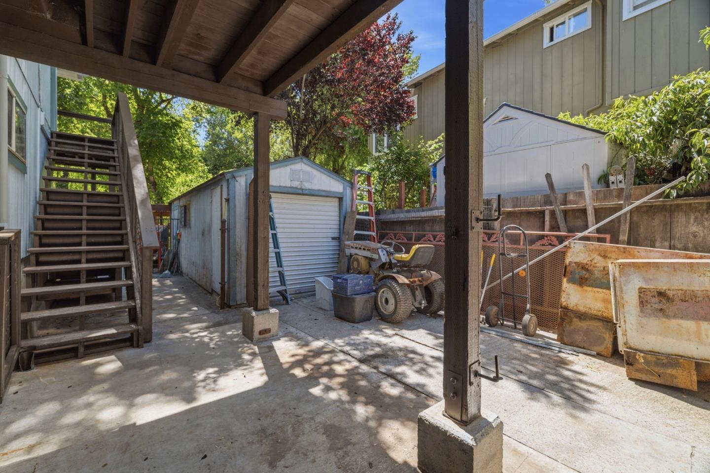 338 River Road