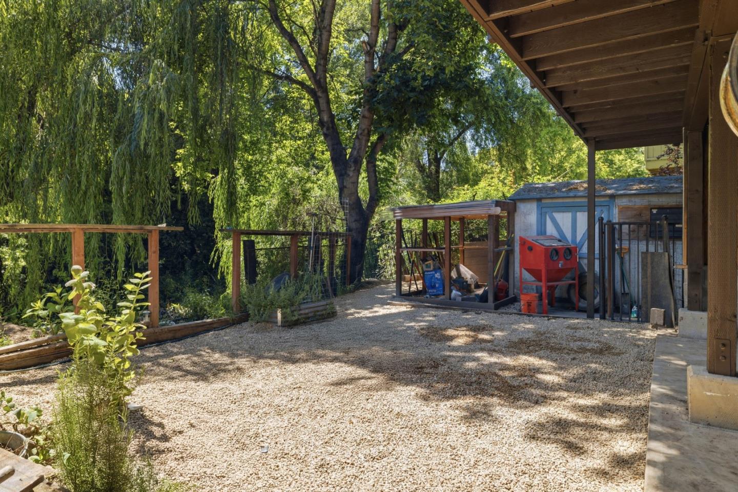 338 River Road