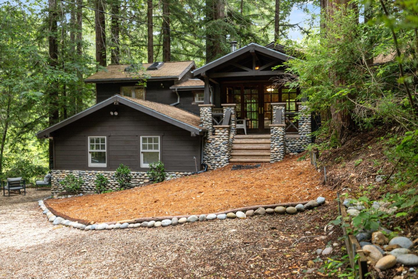 209 East Creek Road