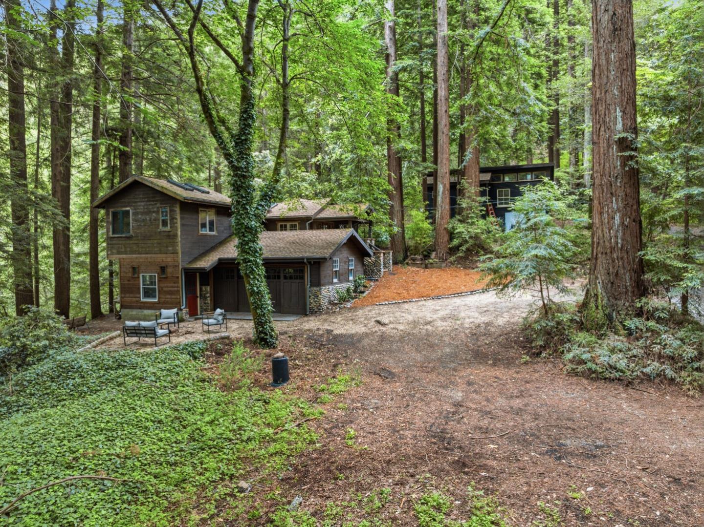 209 East Creek Road