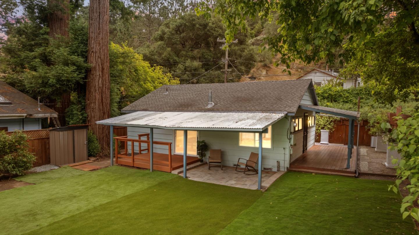 526 Lockhart Gulch Road