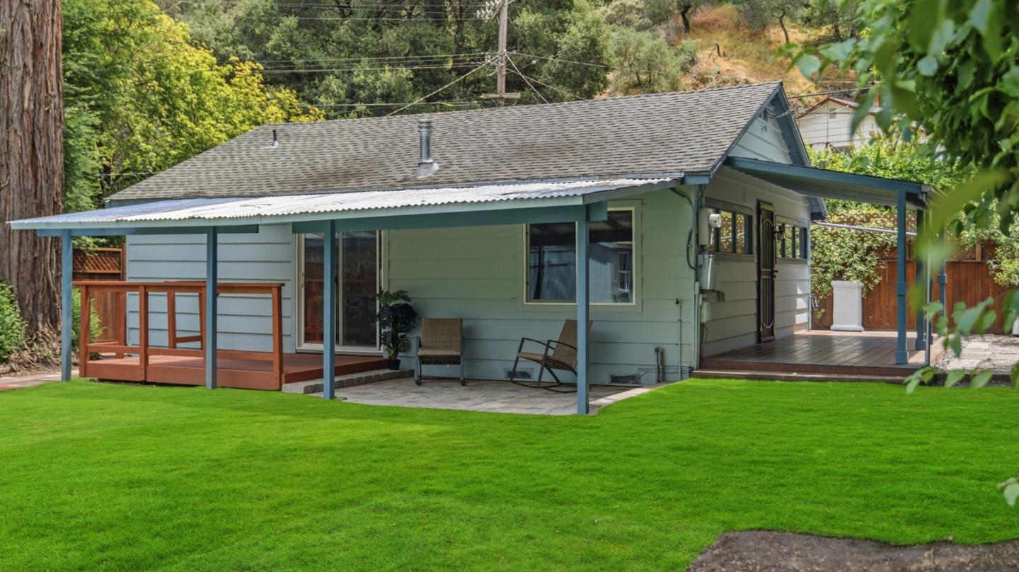 526 Lockhart Gulch Road