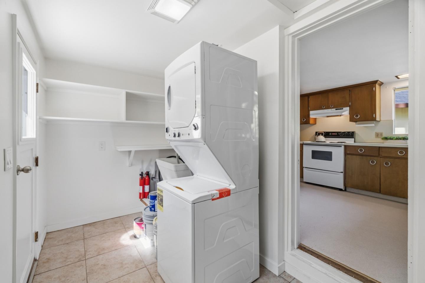 119 Van Diepen Way