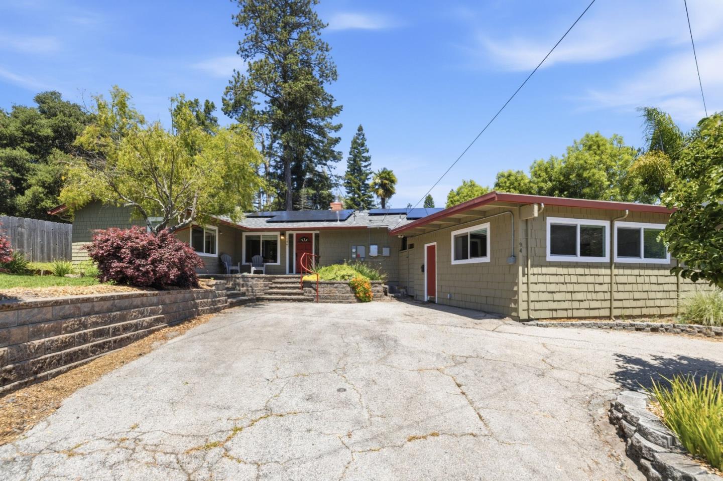 194 Caseta Way