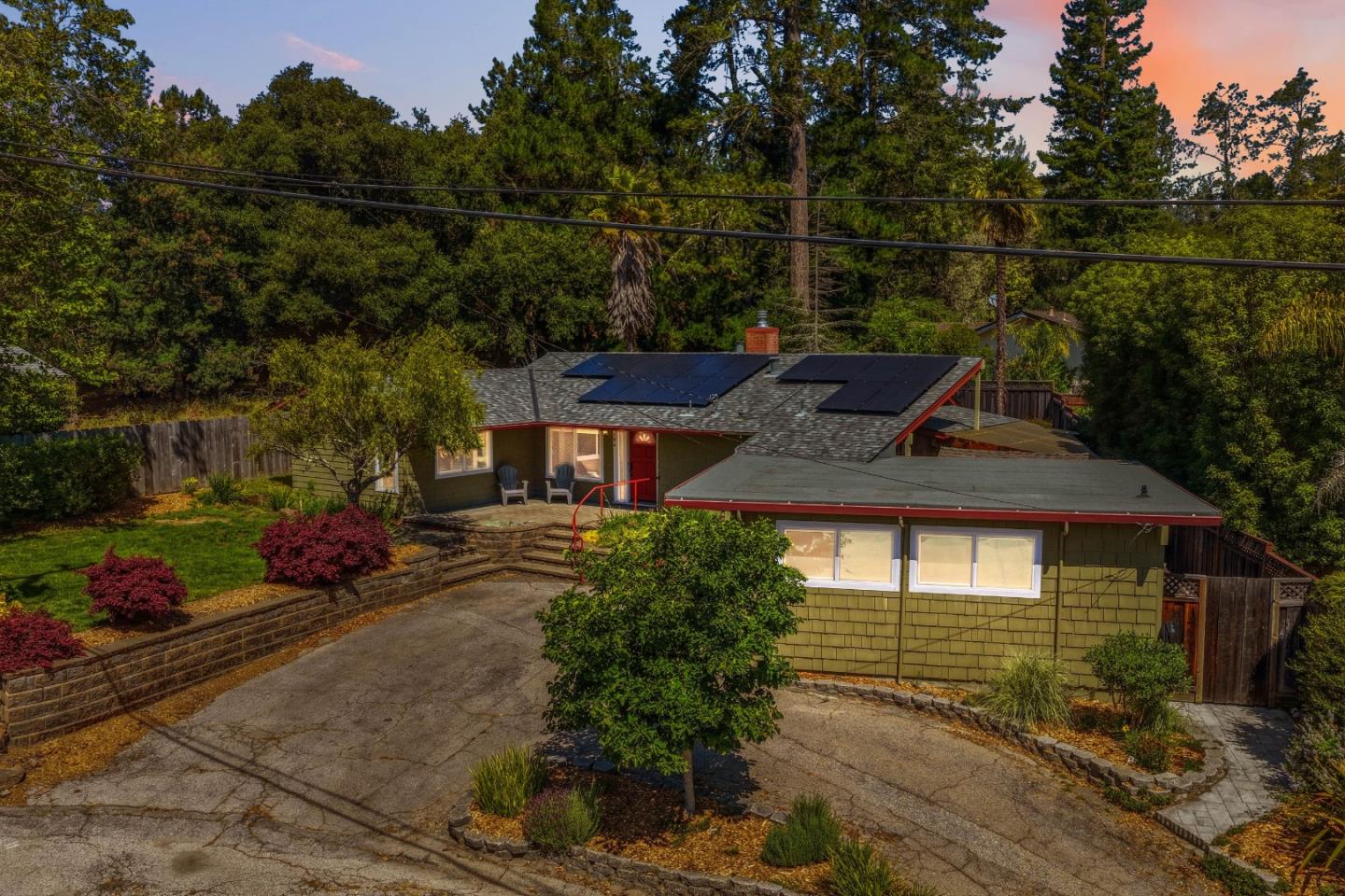 194 Caseta Way