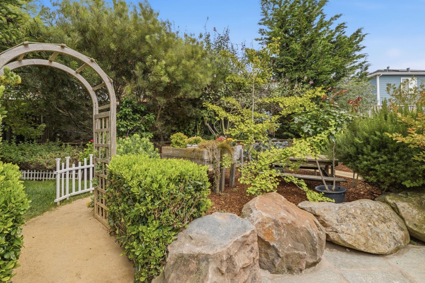2610 Sandy Clay Lane
