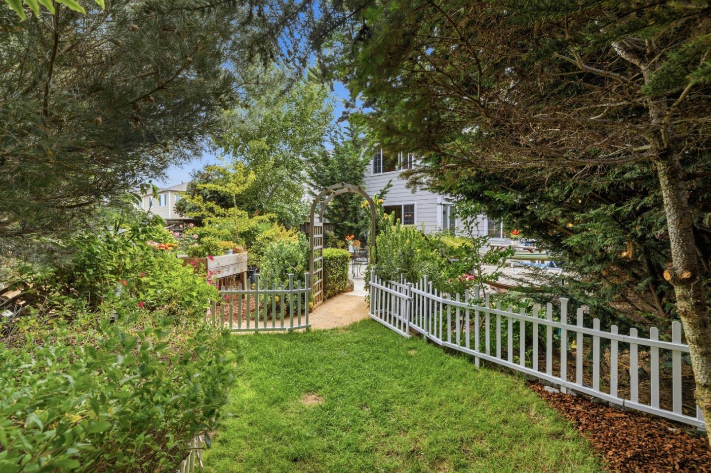 2610 Sandy Clay Lane