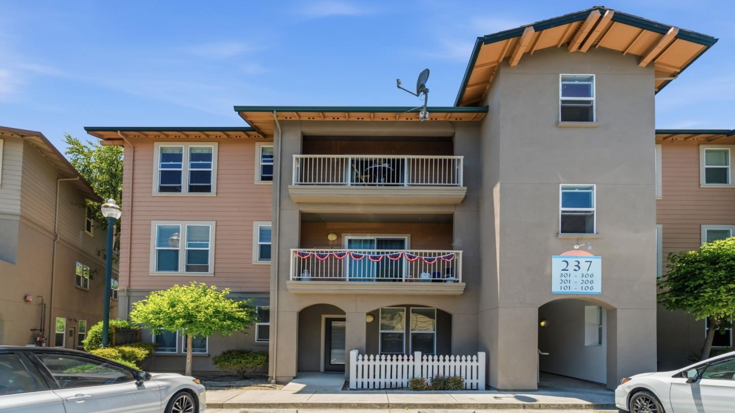 237 Pacifica Boulevard 301