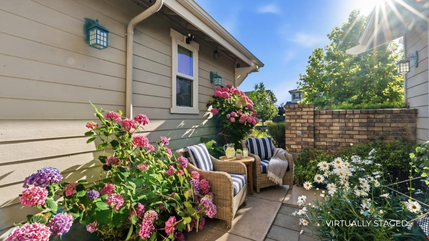 6 Deerfield Drive
