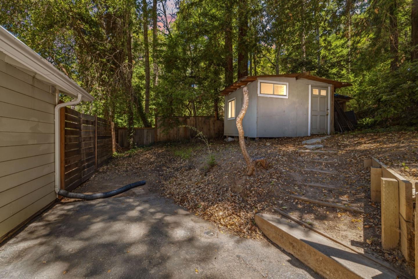 12489 Coleman AVE