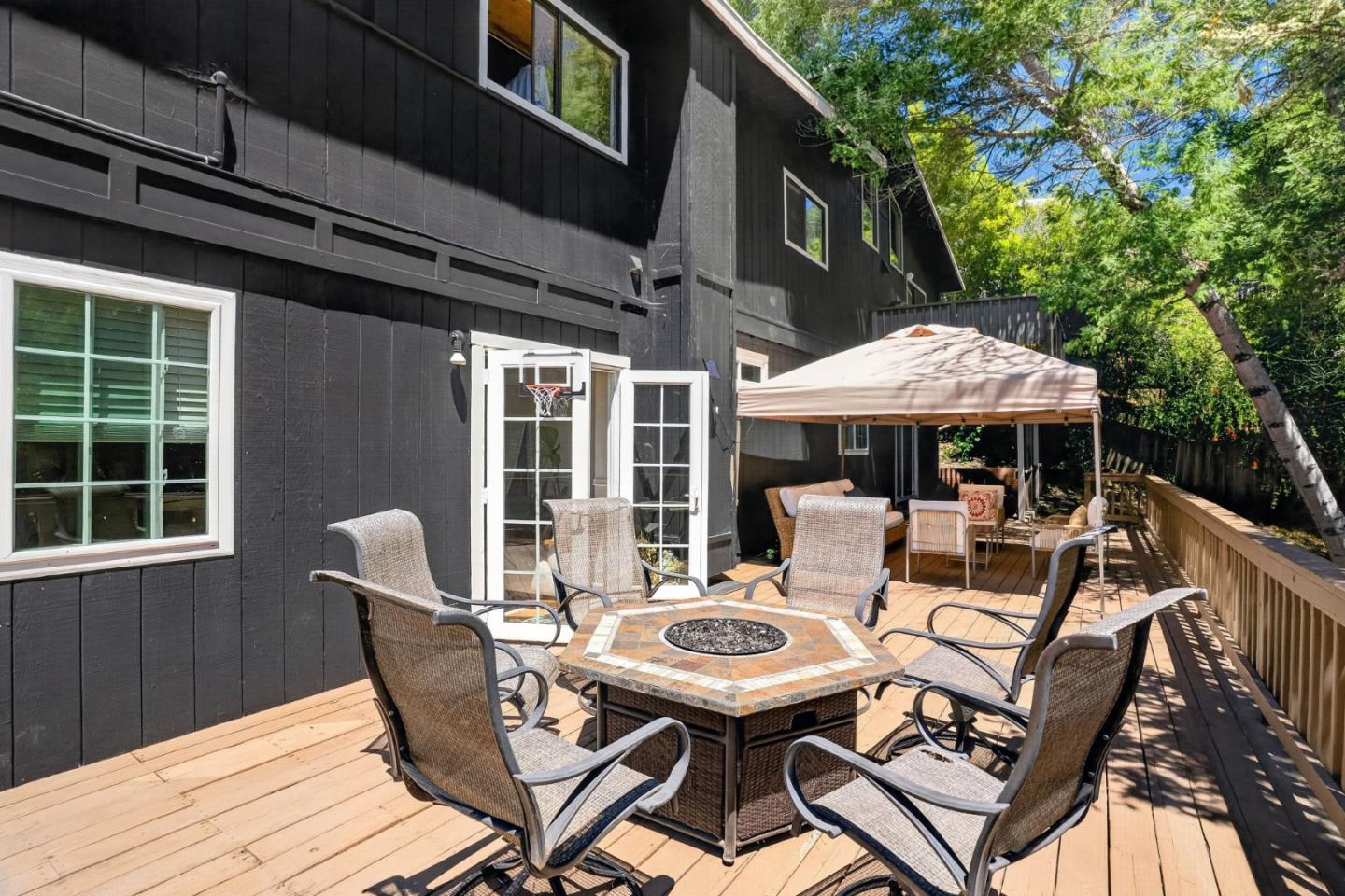 240 Tabor DR