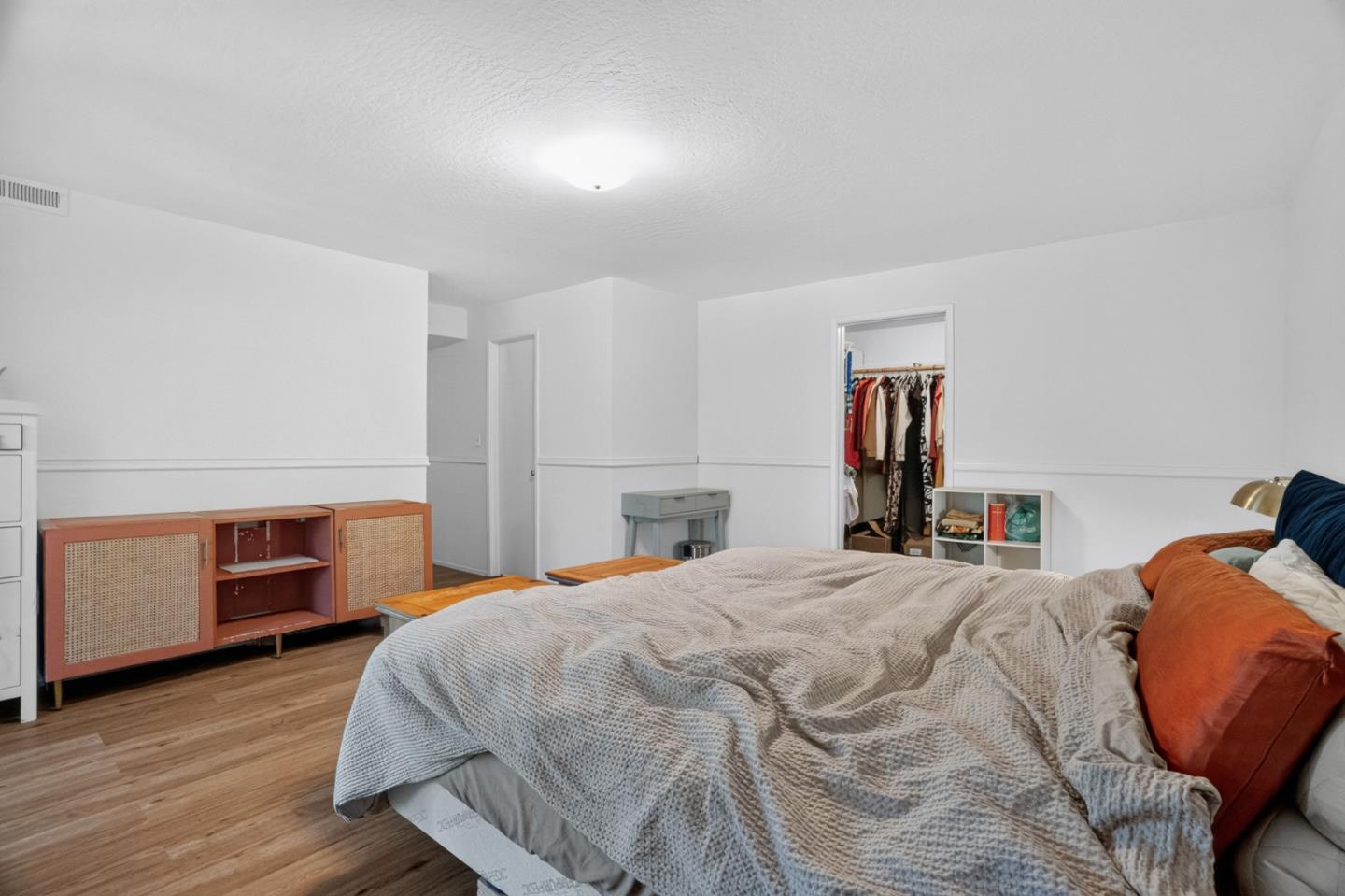 240 Tabor DR