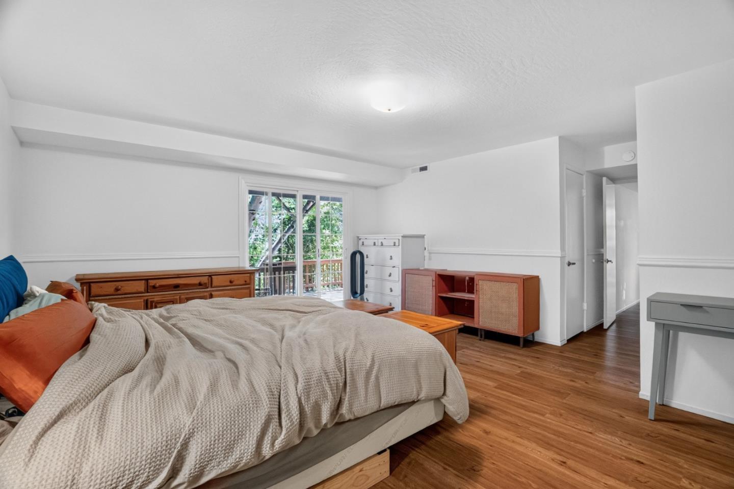 240 Tabor DR