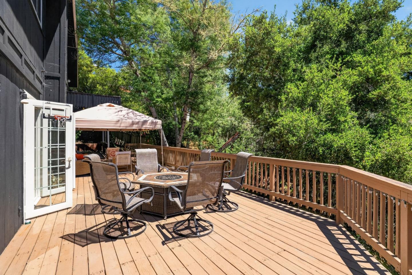 240 Tabor DR