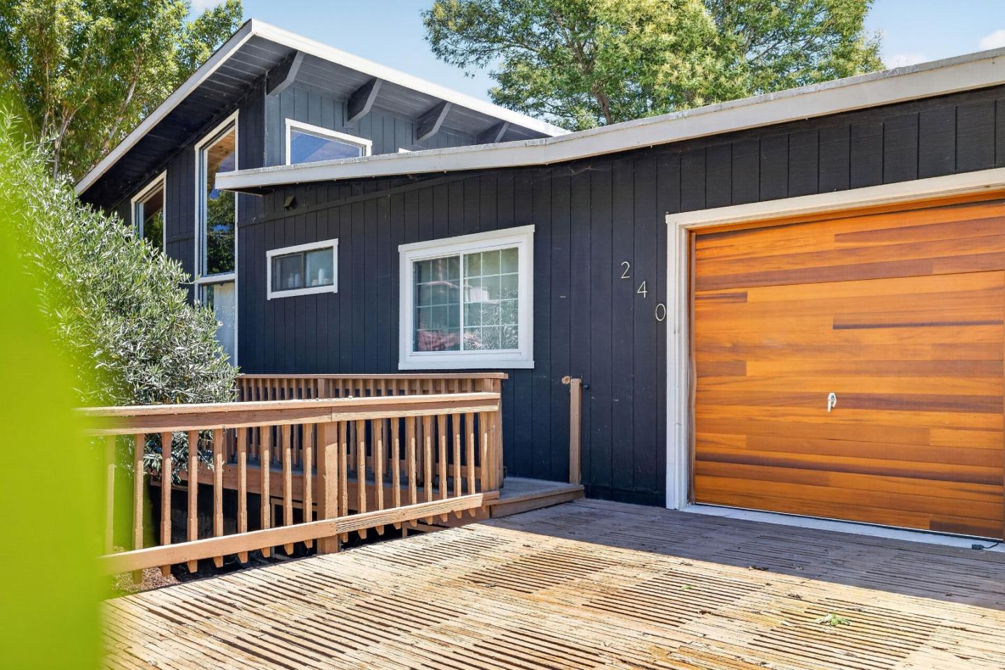240 Tabor DR
