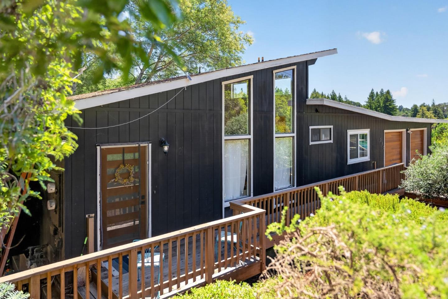 240 Tabor DR