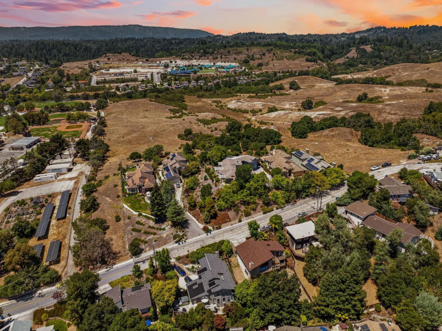240 Tabor DR
