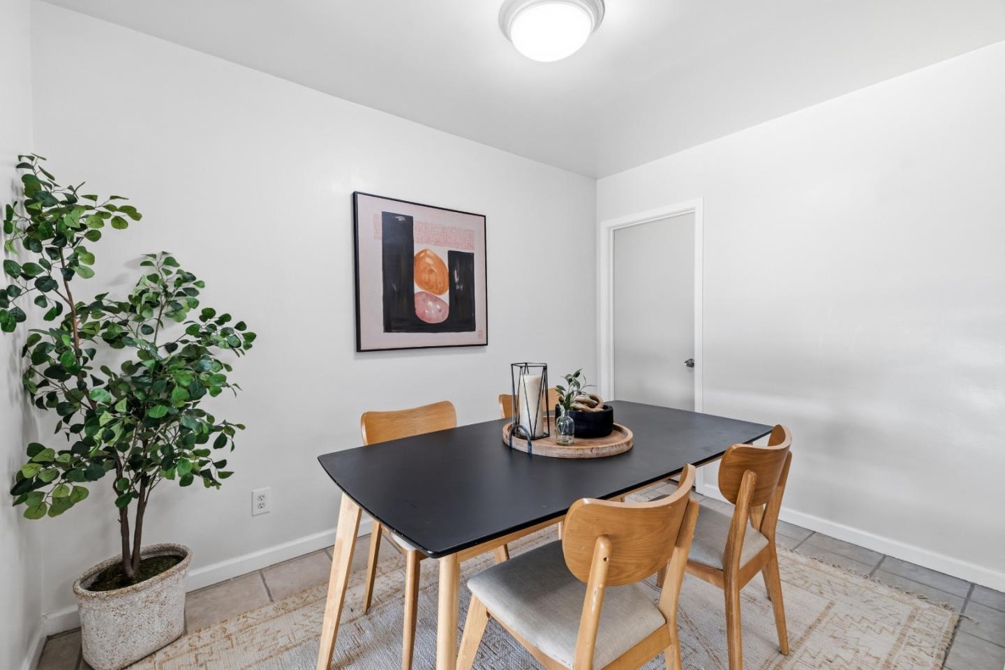 89 Santa Clara ST