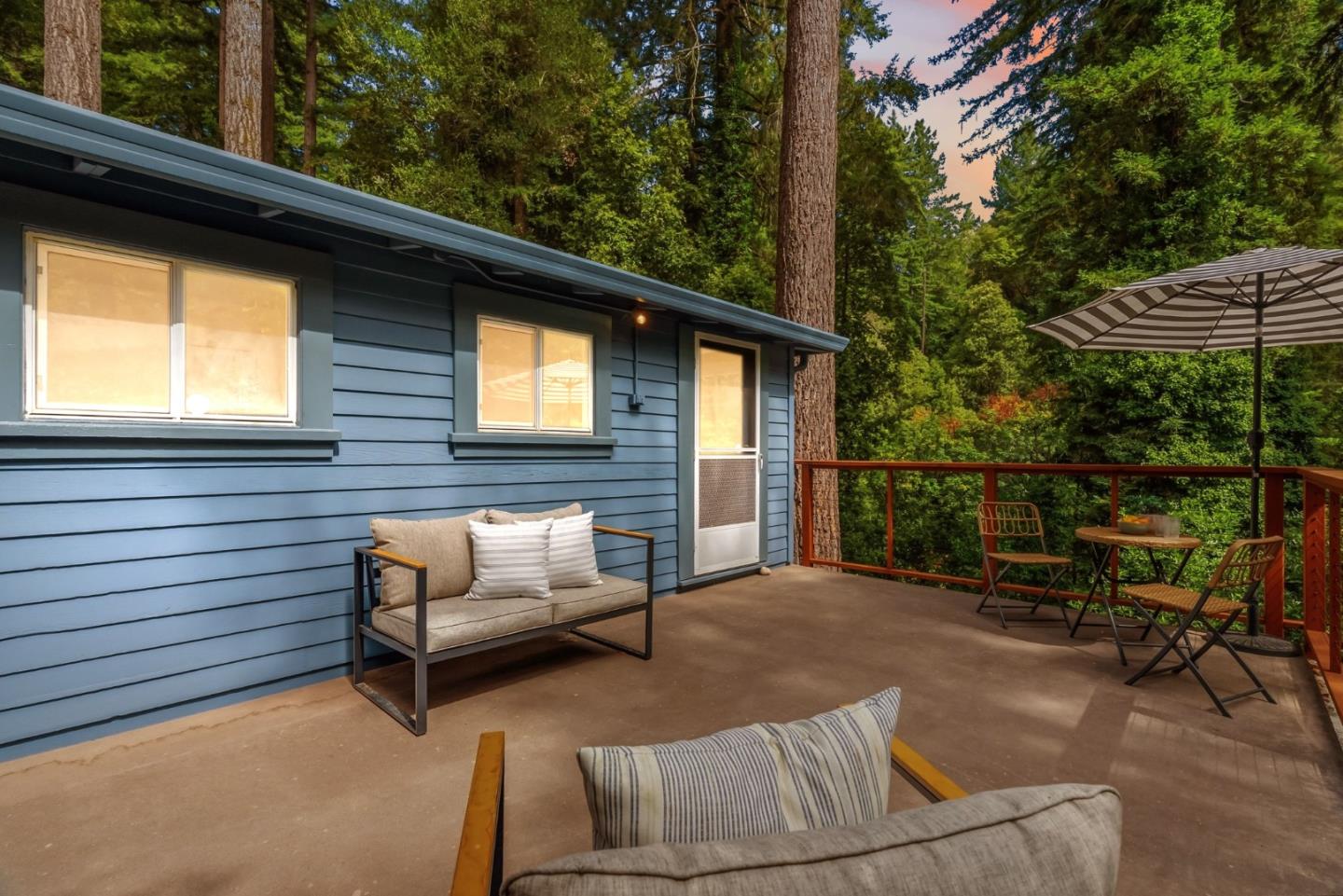 4 Glen Alpine AVE