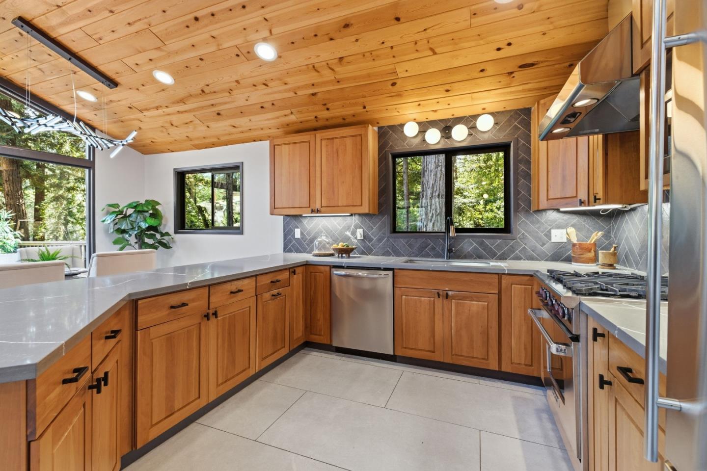 230 Orman RD