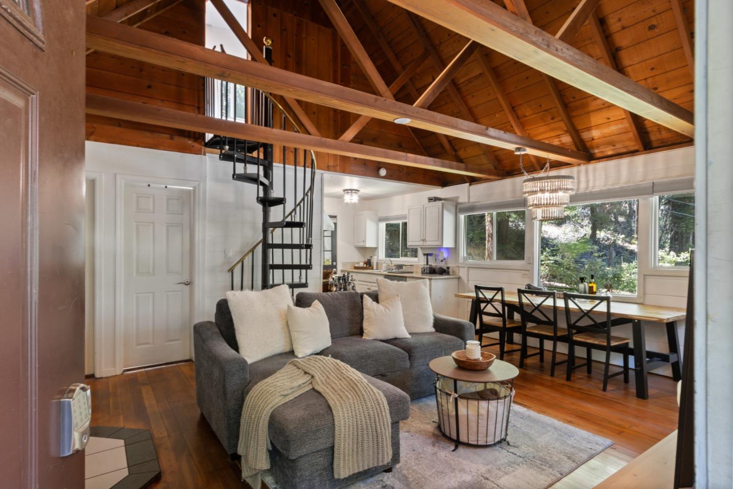 15475 Big Basin WAY