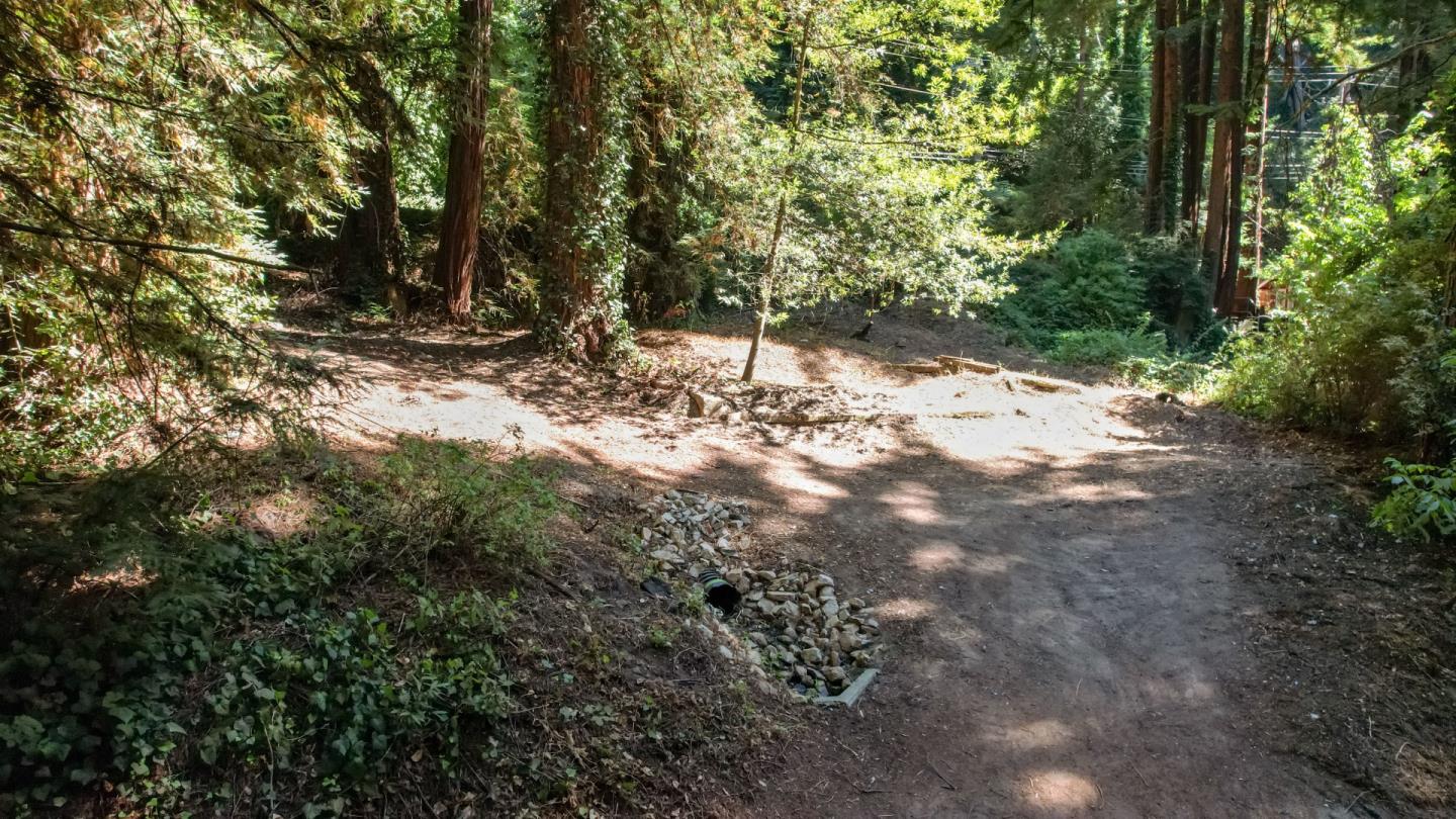 15475 Big Basin WAY