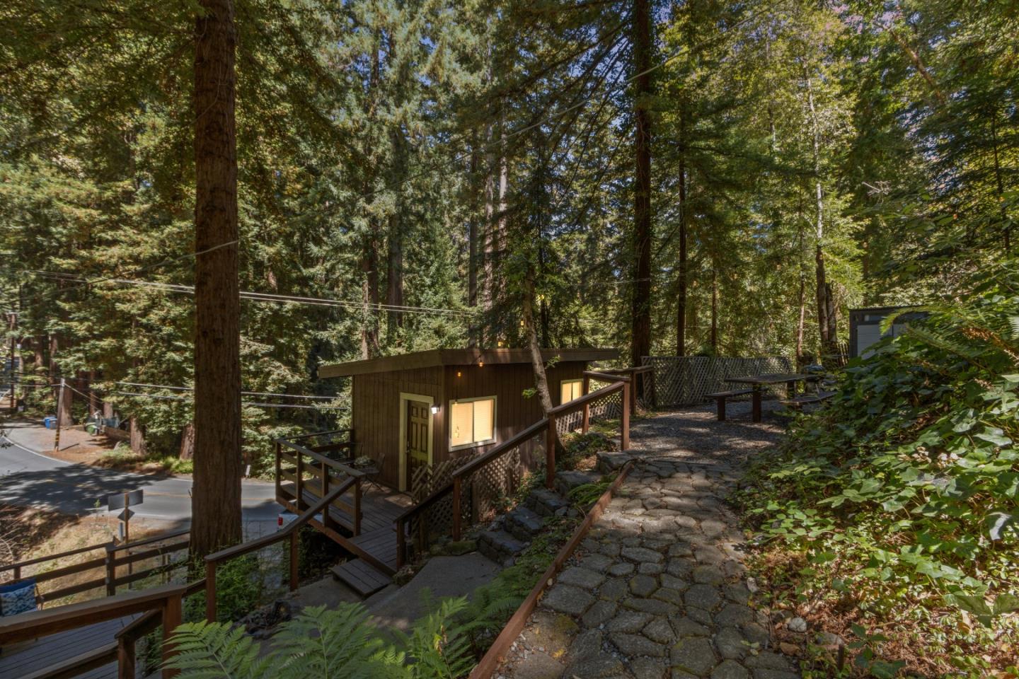 15475 Big Basin WAY