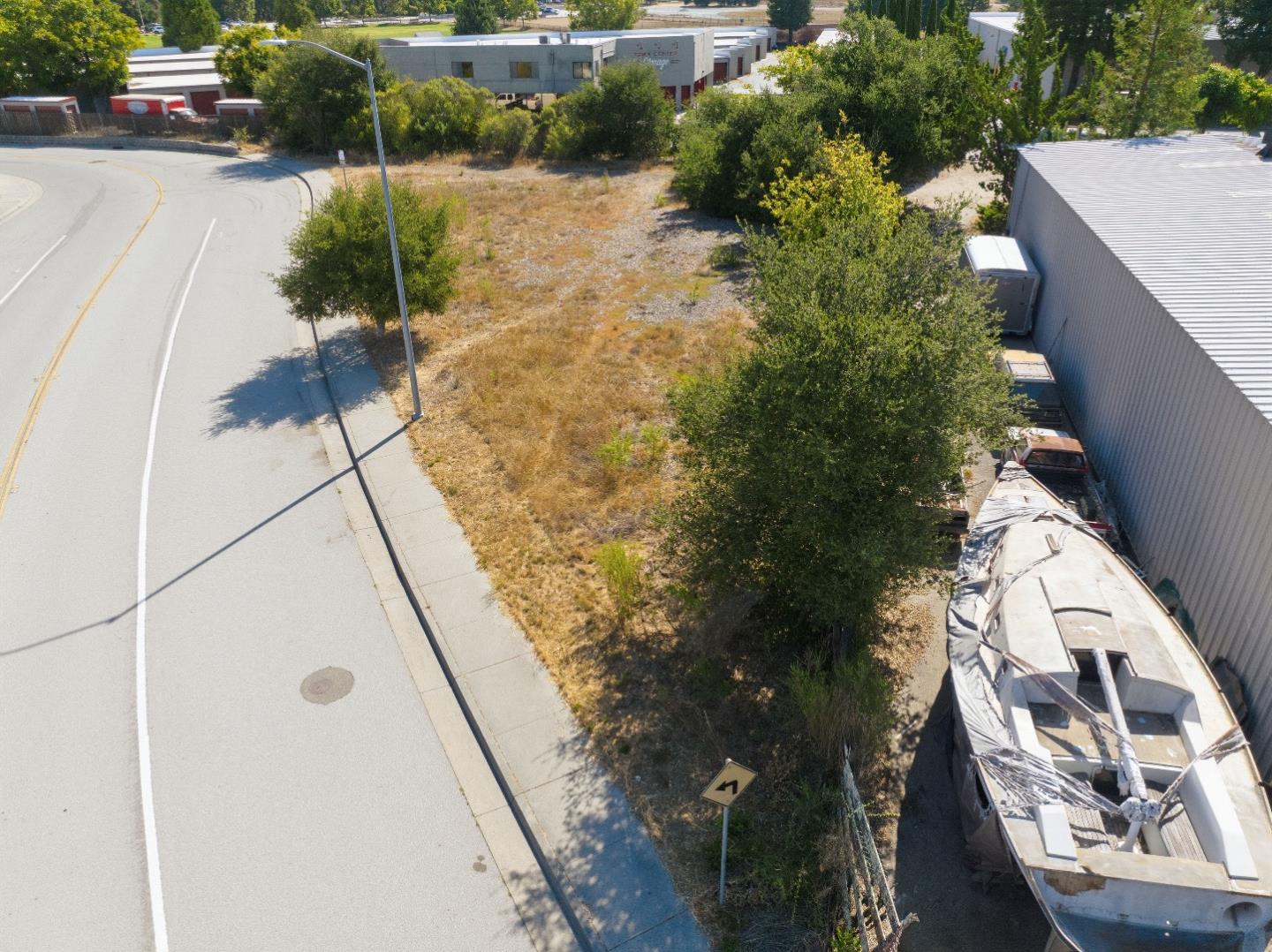26 Skypark DR