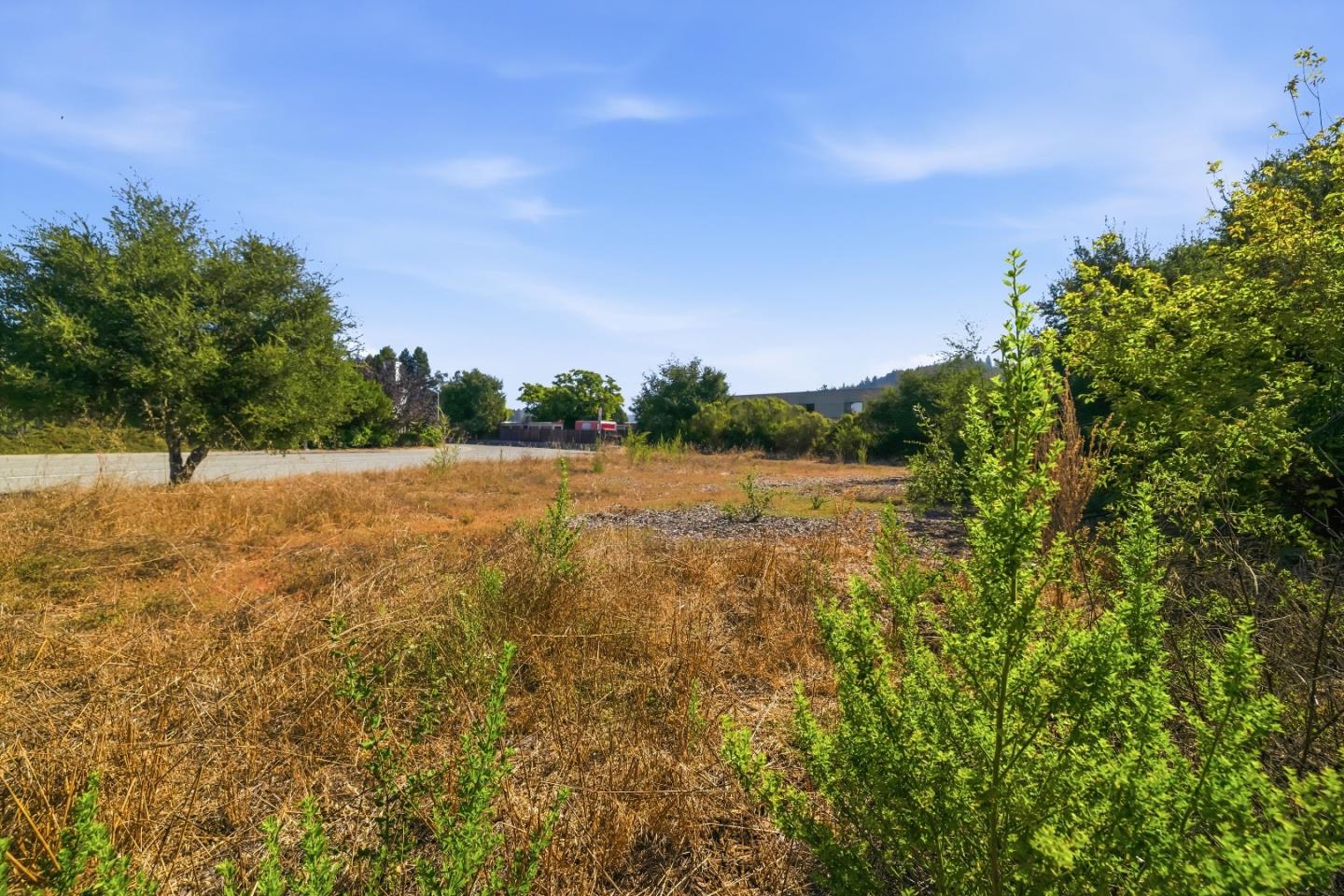 26 Skypark DR