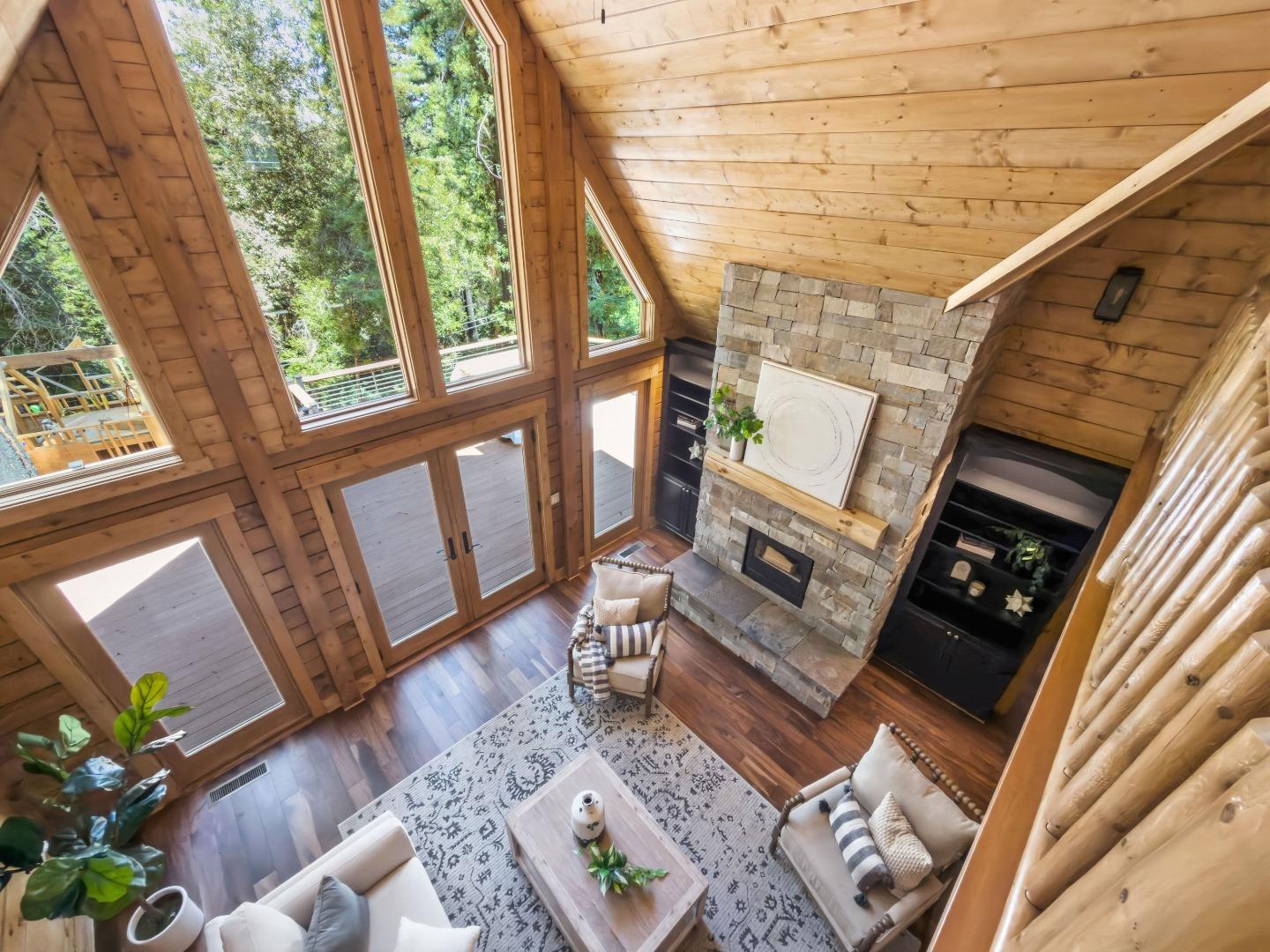 141 Aspen LN