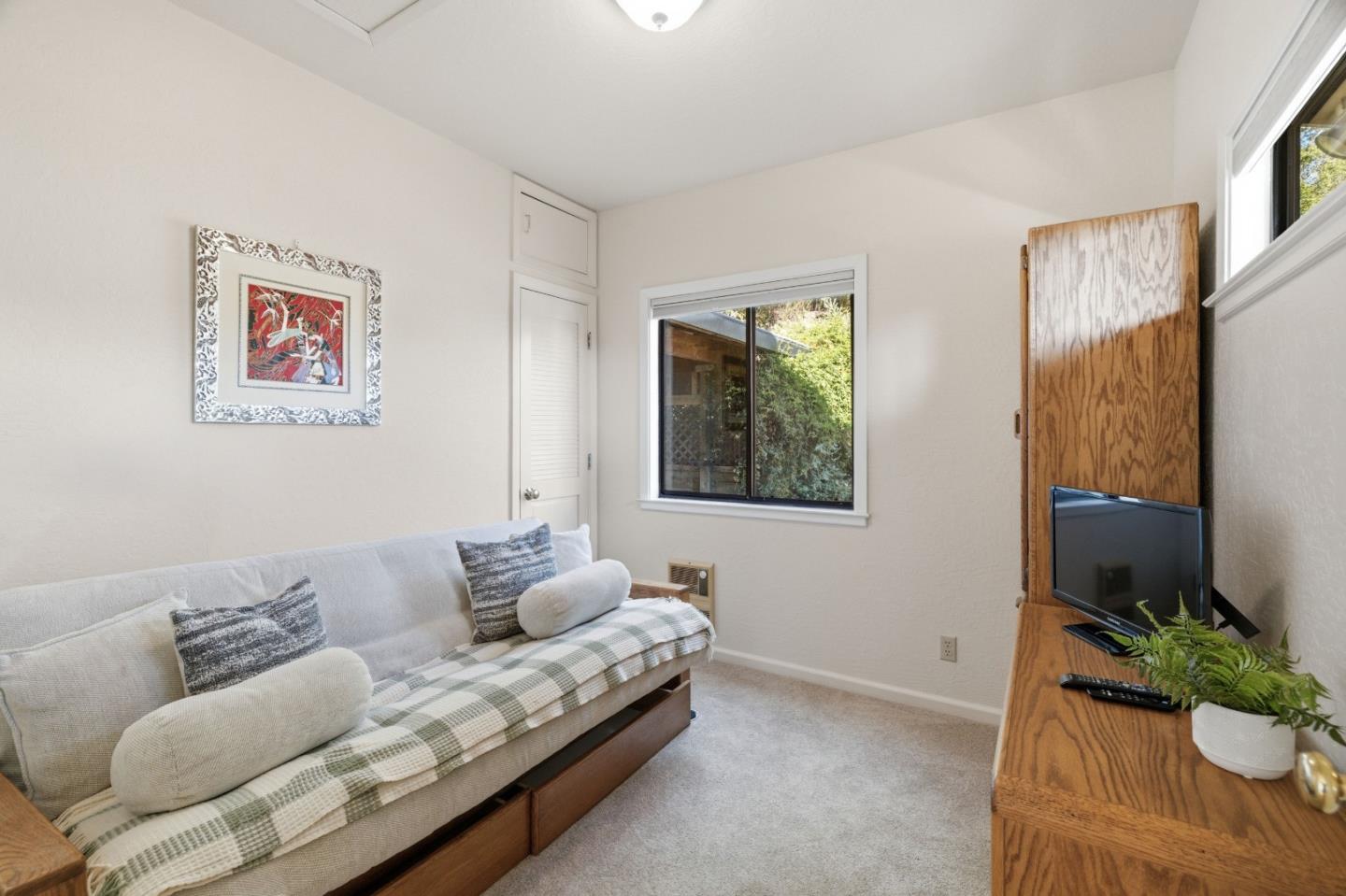 19260 + 19256 Hidden Springs LN