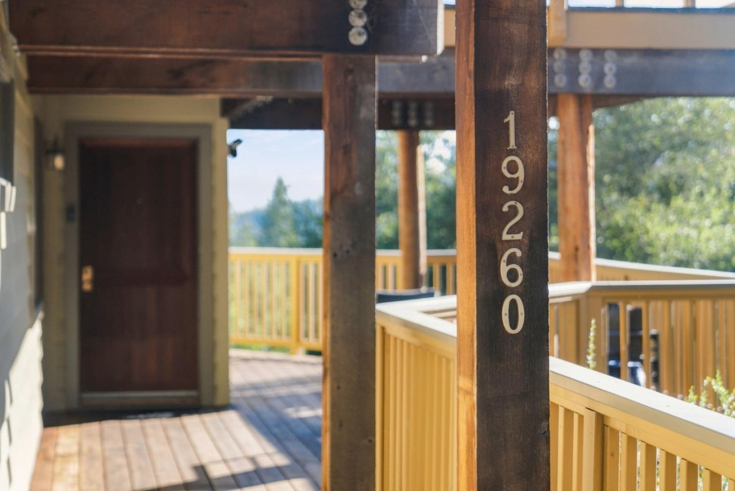 19260 + 19256 Hidden Springs LN