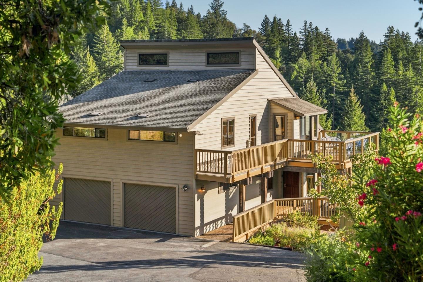 19260 + 19256 Hidden Springs LN